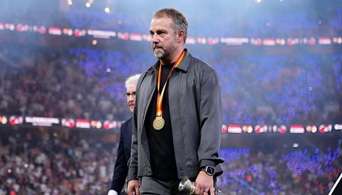قبل كلاسيكو برشلونة وريال مدريد.. الموت يفجع هانز فليك