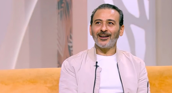 فيديو - أحمد عزمي: أزمتي غيرتني بالكامل ... حطيت قدامي آدم ابني | خبر