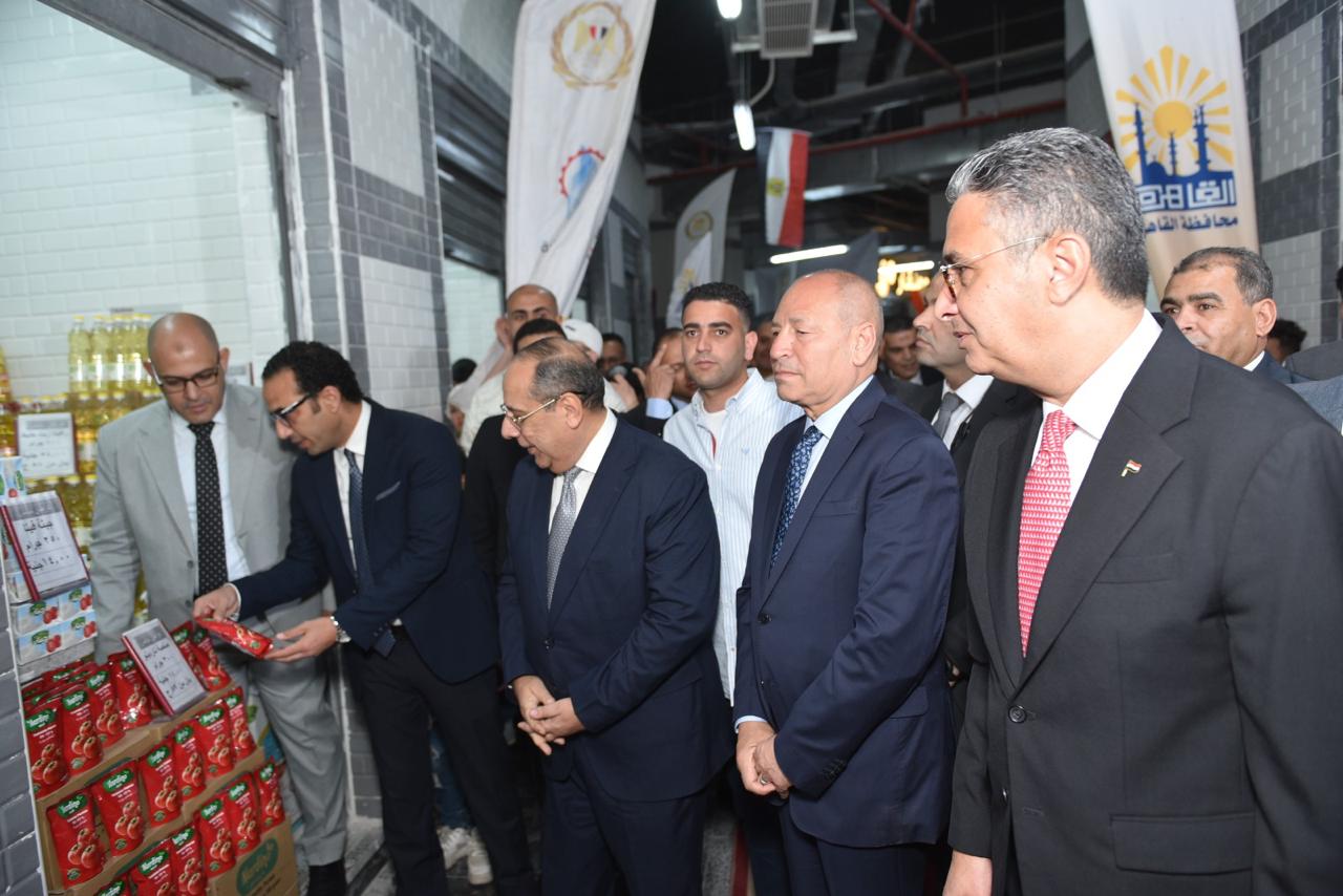 وزير التموين ومحافظ القاهرة يفتتحان معرض «أهلًا بالعيد» بالسوق الحضاري بحدائق القبة | أموال الغد