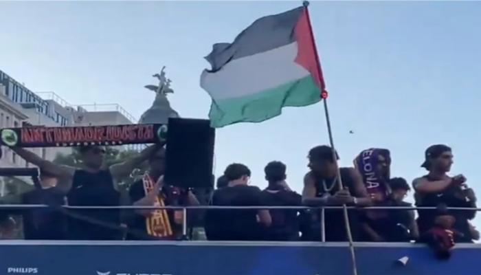 مدرب برشلونة ينتقد تصرف لامين يامال بعلم فلسطين