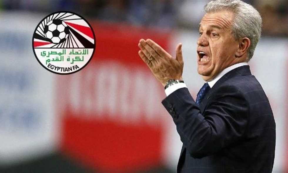 كيف يدافع ويهاجم خافيير أجيري الأقرب لقيادة مصر