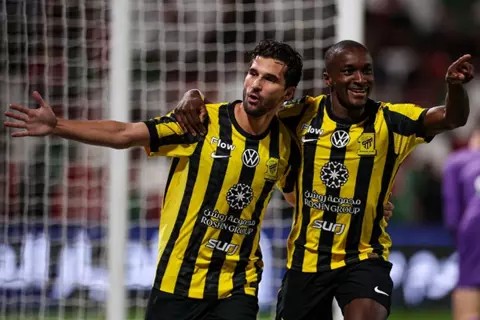 بمشاركة كوكا.. الاتفاق يخسر من الاتحاد في الدوري السعودي