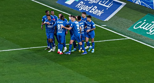 الهلال يفوز على نيوم ويواصل مطاردة النصر في صدراة الدوري السعودي