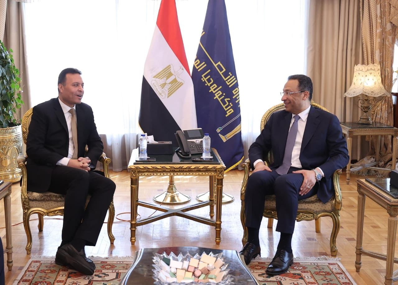 «الإحصاء» و«الاتصالات» يبحثان توظيف الذكاء الاصطناعي والتحول الرقمي في تعداد 2027 | أموال الغد