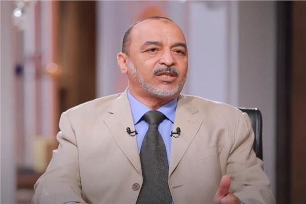 كيف تقدم نصيحة لغيرك بأدب؟.. 8 ضوابط يجب اتباعها (فيديو)