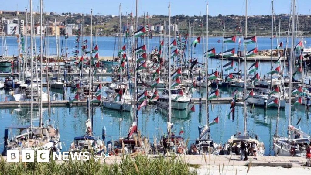 إطلاق سراح كل ناشطي "أسطول الصمود العالمي" باستثناء اثنين، فما قصّتهما؟ - BBC News عربي