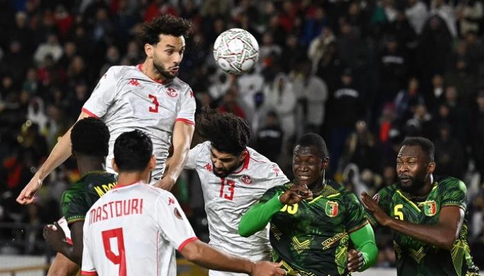 من عامل توصيل إلى المونديال الثالث.. قصة رائعة لنجم منتخب تونس