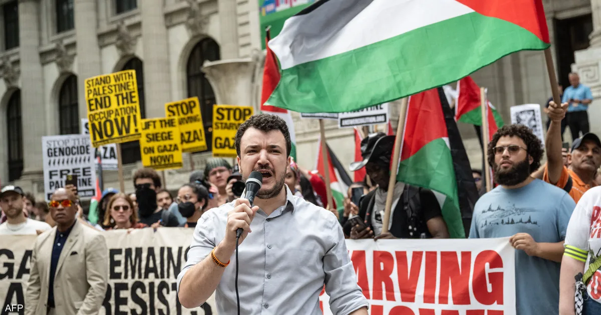 ناشط مؤيد للفلسطينيين يواجه الترحيل في أميركا