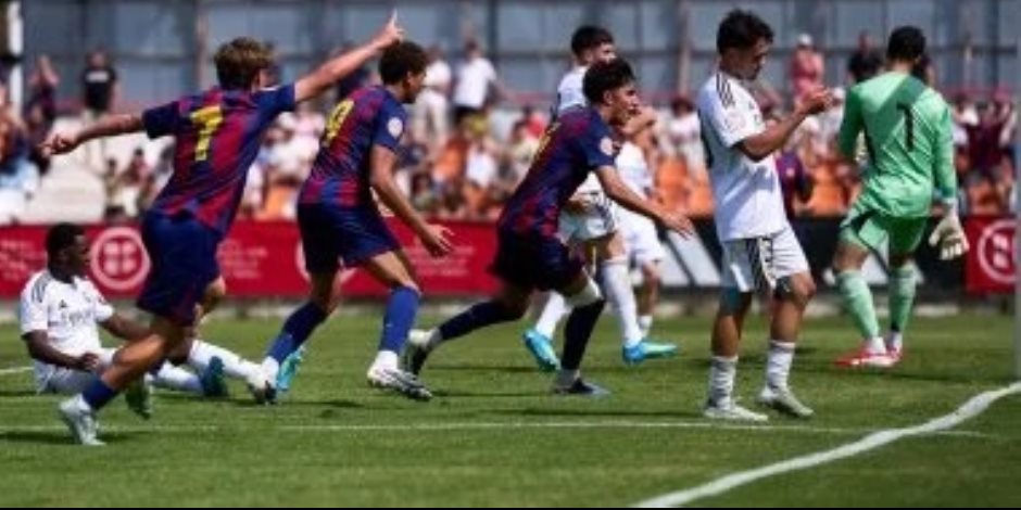 بمشاركة حمزة عبد الكريم .. برشلونة يتفوق على ريال مدريد بهدف في الشوط الأول - صوت الأمة
