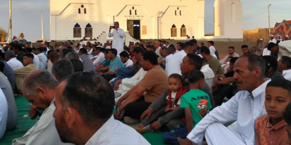 المصريون يحتفلون بعيد الأضحى في أجواء مميزة والبهجة تملأ الشوارع - صوت الأمة