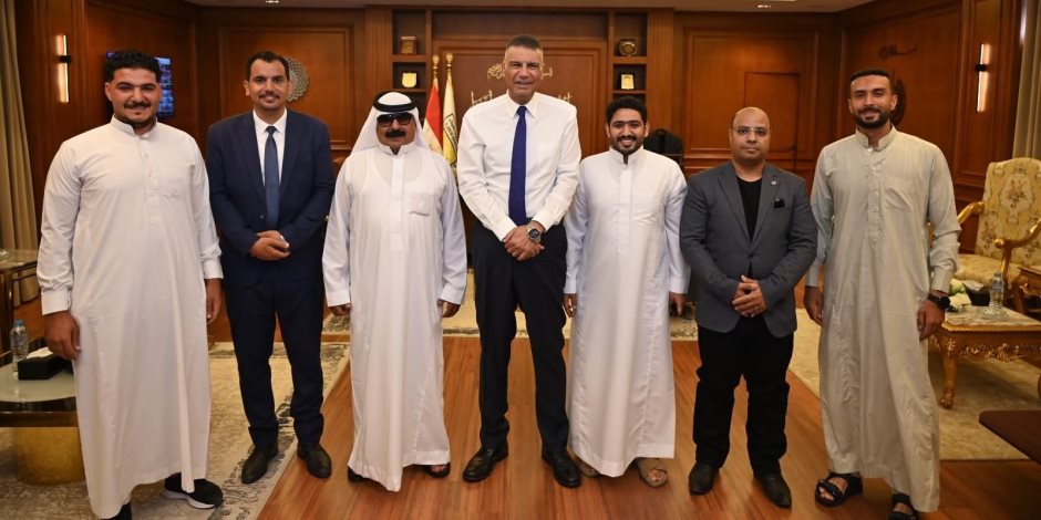 محافظ جنوب سيناء يستقبل مشايخ وعواقل القبائل بديوان عام المحافظة للتهئة بعيد الأضحى المبارك - صوت الأمة