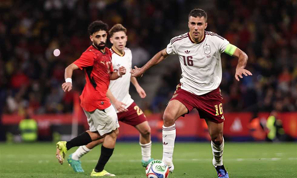 إسبانيا تستعد لكأس العالم بمواجهة العراق وبيرو