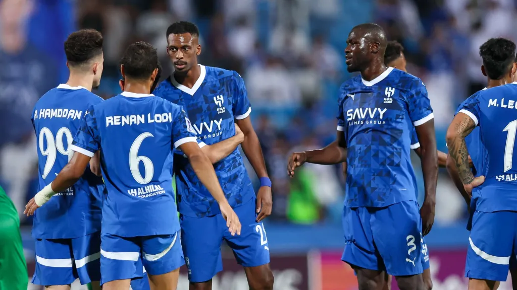 ضربة موجعة.. الهلال يعلن انتهاء موسم نجمه بسبب الإصابة