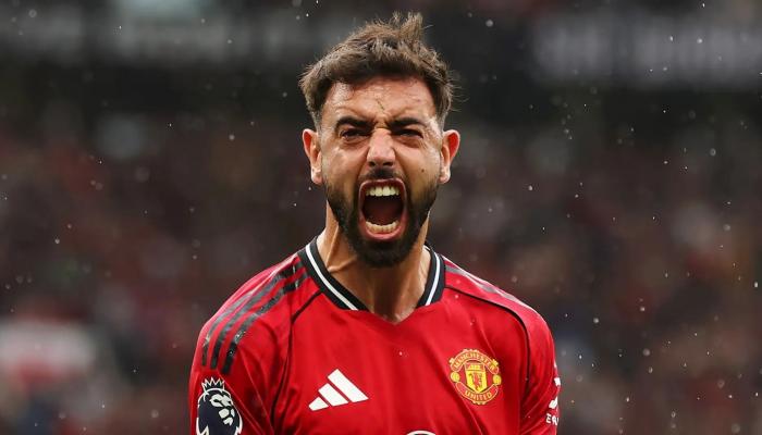 برونو فرنانديز يخلف محمد صلاح في جائزة الأفضل