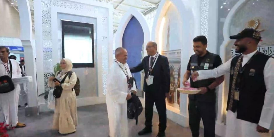 رئيس بعثة الحج الرسمية لـ«صوت الأمة»: وصول 4410 من حجاج القرعة إلى المدينة المنورة وانتظام تفويج الحجاج إلى مكة المكرمة (صور) - صوت الأمة
