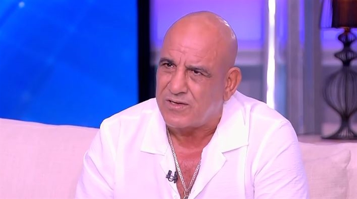 محمد لطفي: كنت هفقد صوتي بسبب فيلم "كبارية" | خبر