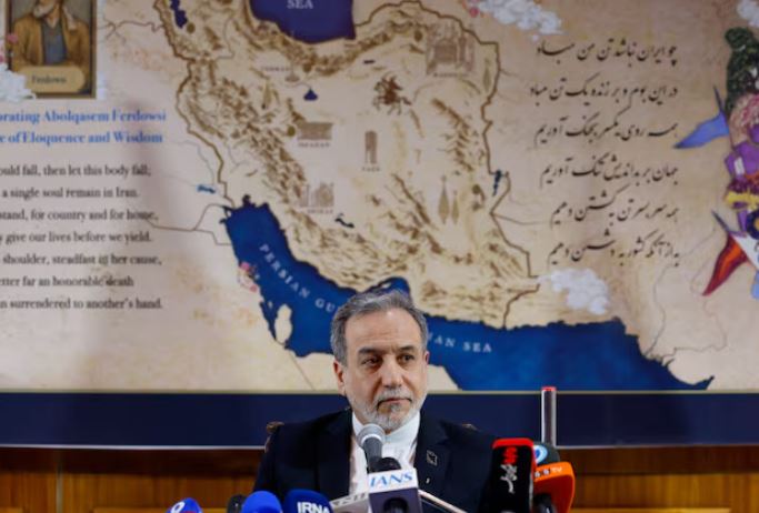 إيران: على القوات الأجنبية القريبة من أراضينا المغادرة