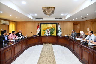 محافظ الفيوم يبحث إعادة تشغيل وحدة التغويز اللاهوئي بقلهانة لإنتاج الكهرباء من المخلفات