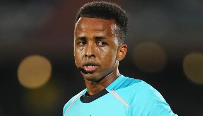 بسبب استبعاده من كأس العالم.. &laquo;فيفا&raquo; يعلن عن تعويض مالي للحكم الصومالي