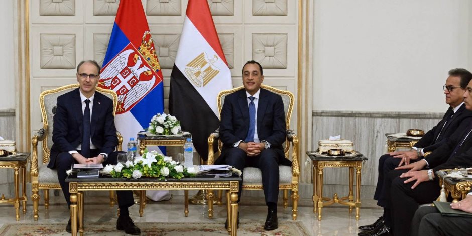 رئيس الوزراء يلتقي نظيره الصربي على هامش افتتاح المؤتمر الطبى الأفريقى - صوت الأمة