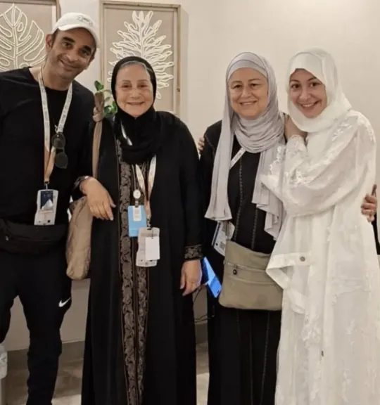 بعد أداء مناسك الحج.. منة شلبي وأحمد الجنايني حديث مواقع التواصل