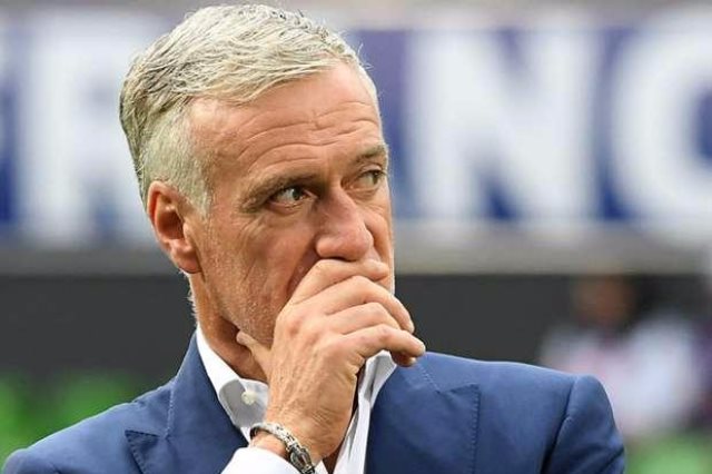 ديشامب يعلق على توقف مباراة فرنسا والعراق: ننتظر استئناف اللعب ونحتاج لإحماء جديد