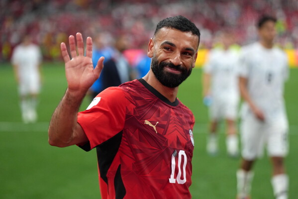 تقارير: الهلال يضع محمد صلاح على رأس أولوياته في الميركاتو الصيفي