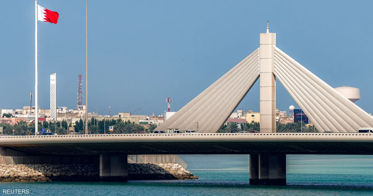 البحرين تمنع سفر مواطنيها إلى إيران والعراق