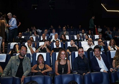 صناع فيلم «الكراش» يحتفلون بالعرض الخاص