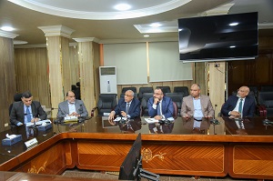 محافظ كفرالشيخ: بحث آليات توفير قش الأرز اللازم لتشغيل خطوط إنتاج وتصنيع الأخشاب