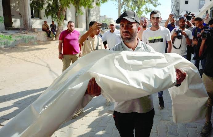 استشهاد 5 فلسطينيين في غارتين إسرائيليتين شمال غزة