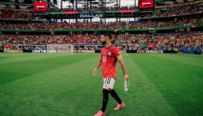 حسم اعتزاله.. محمد صلاح يوجه وعدًا لجماهير مصر
