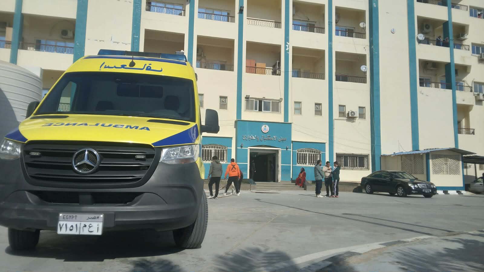 دعما لمستشفى العريش.. وصول 15 طبيبا من الجامعات المصرية لإجراء عمليات والكشف بالمجان