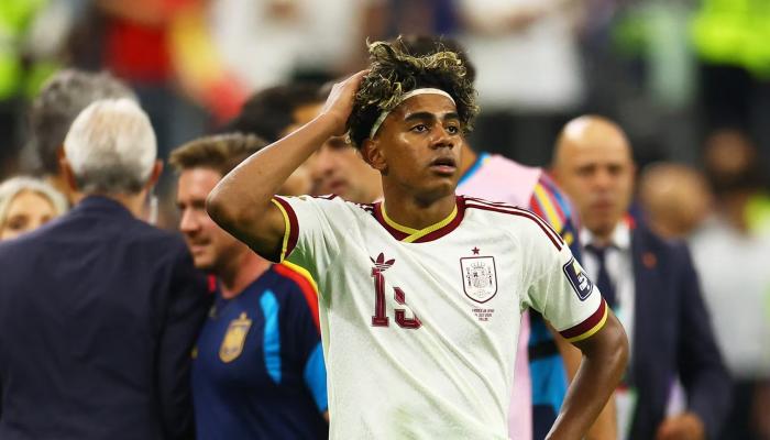 بعد التأهل إلى نهائي كأس العالم.. محاولة سطو على منزل يامال