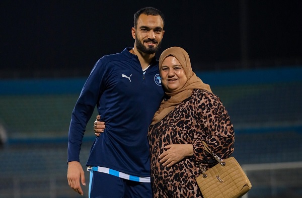 زيكو لوالدته: هتفضلي طول عمرك رقم واحد