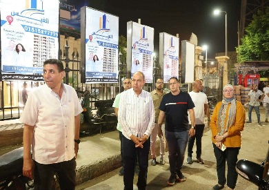 خلال جولة مسائية.. محافظ المنيا يوجه بإزالة الإعلانات المخالفة ورفع الإشغالات