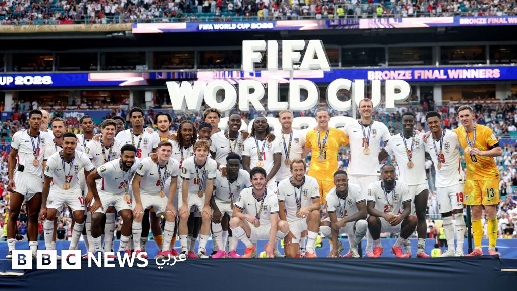 كأس العالم 2026: إنجلترا تحرز الميدالية البرونزية للمرة الأولى بعد فوز كبير على فرنسا 6-4 - BBC News عربي