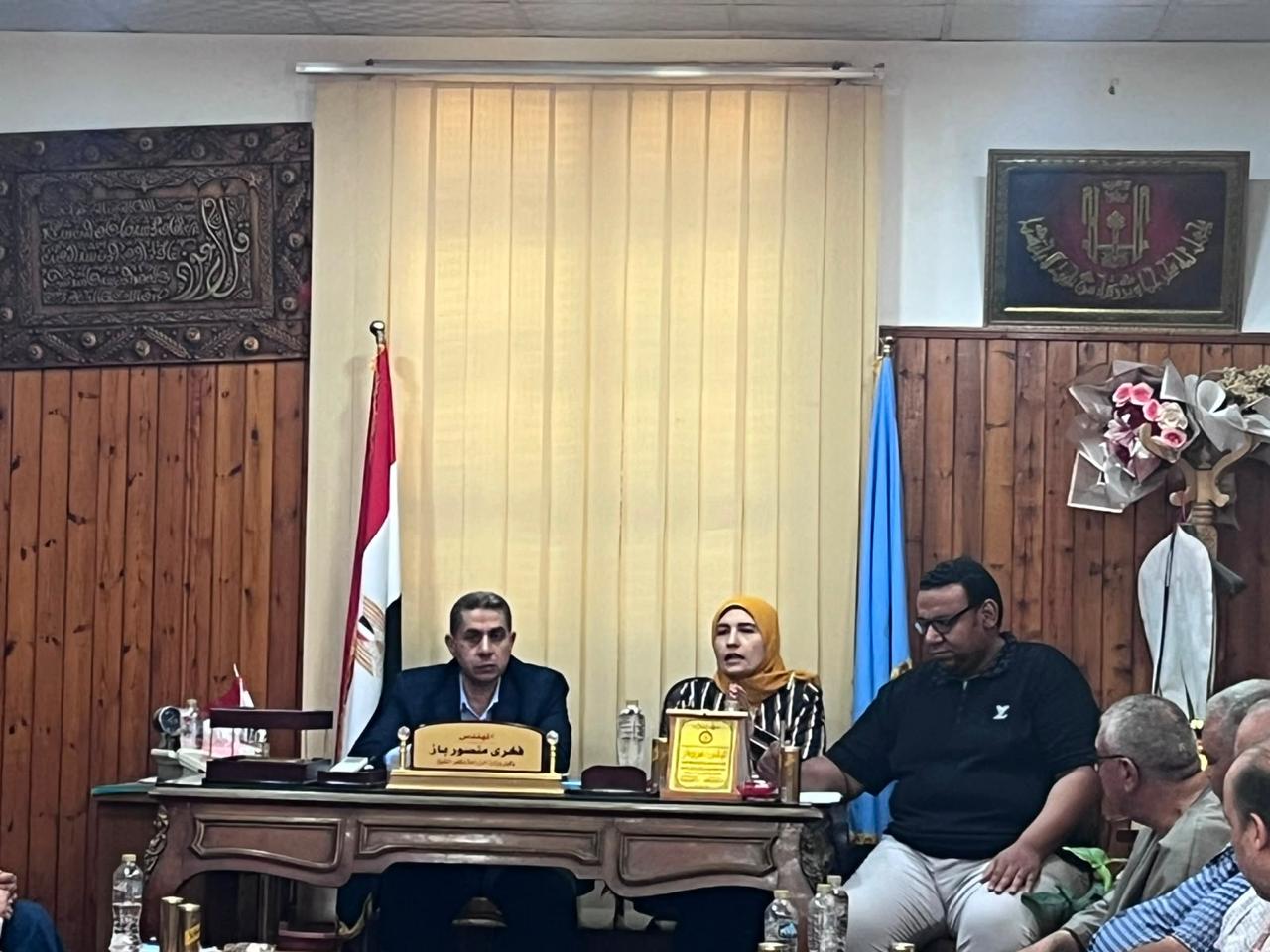 اجتماعات لتفعيل بروتوكول بين «التعاونيات» و«تحسين الأراضي» لرفع كفاءة التربة ودعم المزارعين | أموال الغد