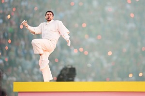 إلغاء حفل باد باني بميلانو بسبب عاصفة بَرَد شديدة