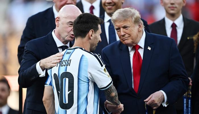 تجاهل ترامب وبكى.. دموع ميسي تنهي مشواره في كأس العالم (فيديو)