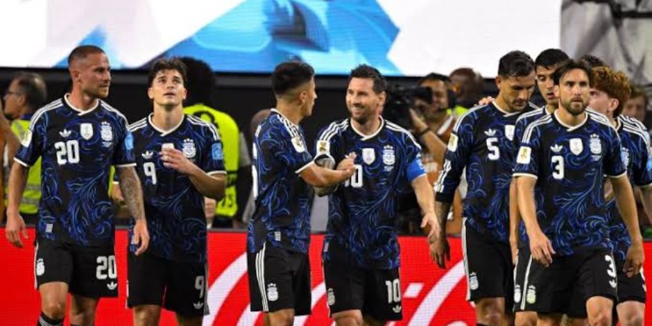 الفيفا يحقق مع الأرجنتين بسبب اشتباكات الأعبيين بعد أحداث نهائى كأس العالم 2026 - صوت الأمة
