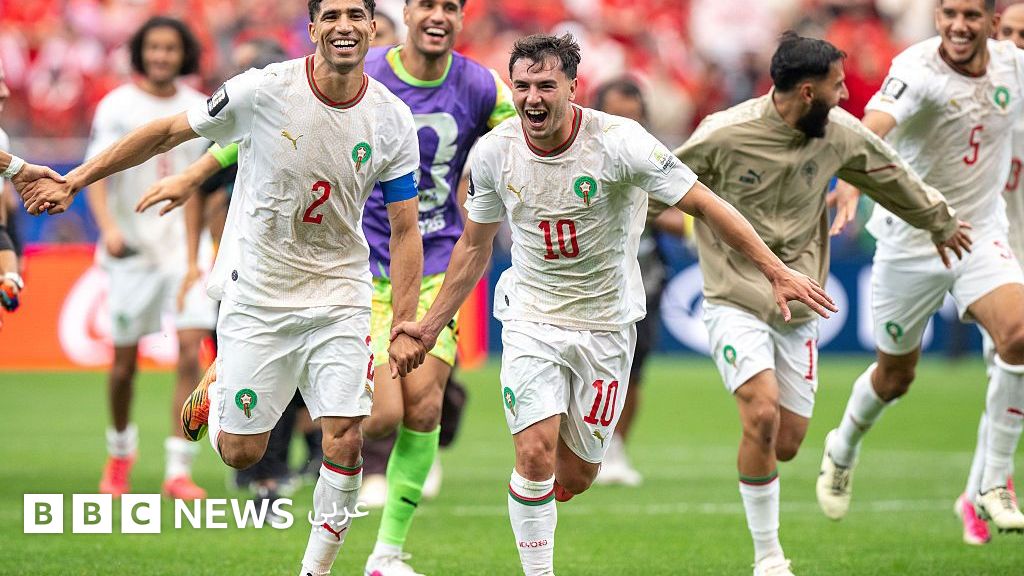 المغرب يعبر إلى الربع بعد الانتصار على كندا، ويضرب موعداً مع فرنسا التي أقصت باراغواي - BBC News عربي