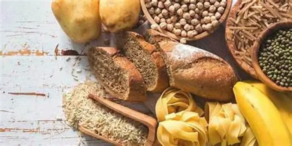 رغم احتوائها على الكربوهيدرات: 6 أطعمة تساعد على خفض سكر الدم طبيعيًا